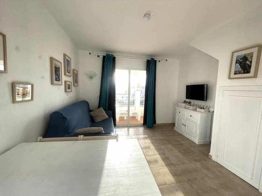 Brut Apartamento Con Piscina Cala'N Blanes  Extérieur photo